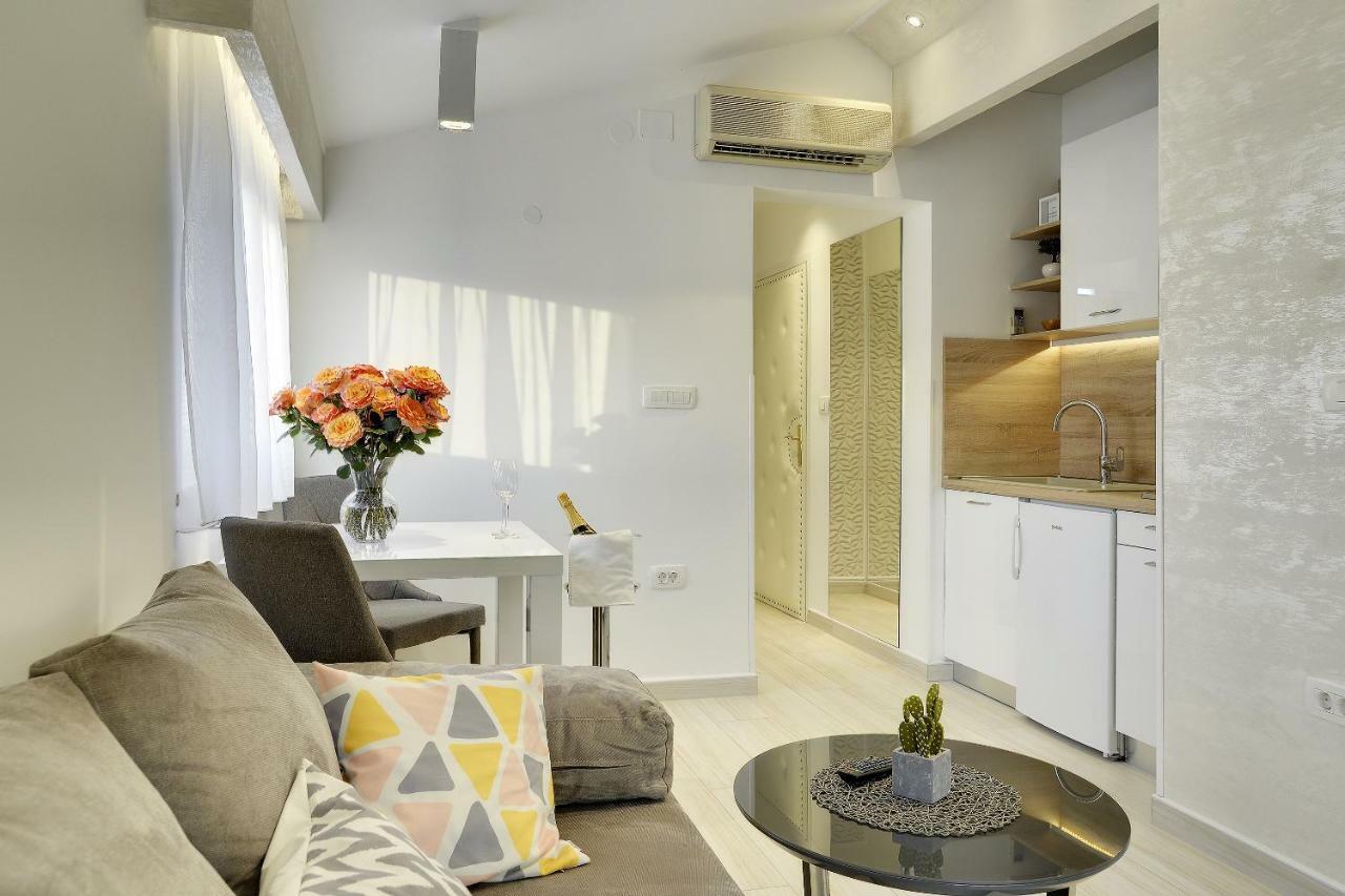 Apartments Zanetti 2 بولا المظهر الخارجي الصورة